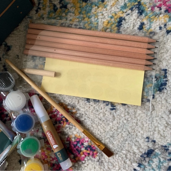 DIY Clay Pencil Holder Creative Craft Activity Box- Kiwi Crate - Picture 6 of 8